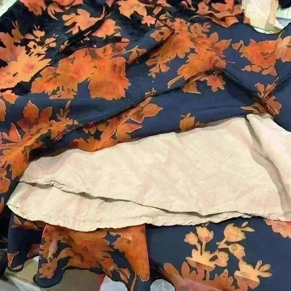 Lulus Black & Orange Dress. Size XS - Picture 8 of 9